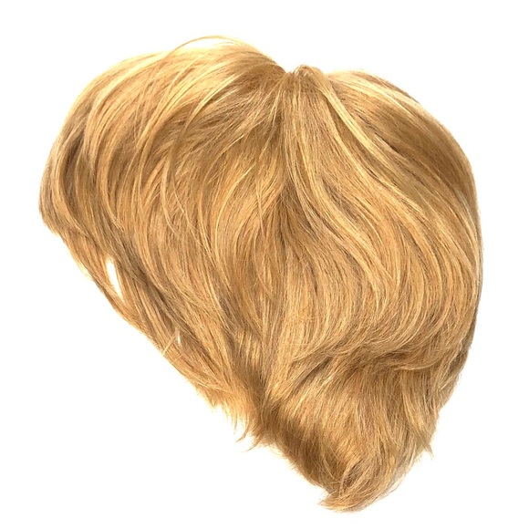 BLONDE SHORT LAYERED WIG - Picture 8 of 11